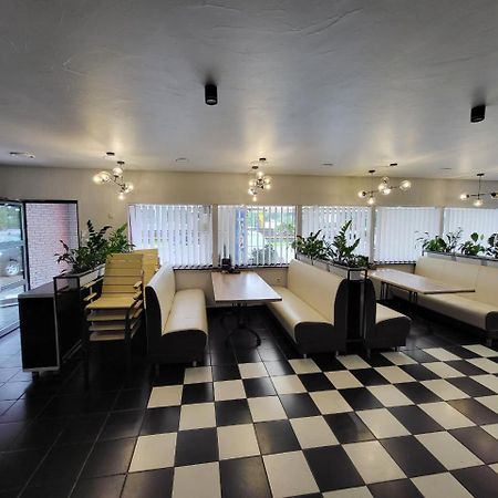 Амстердам Hotel Khmelʼnytsʼkyy Buitenkant foto