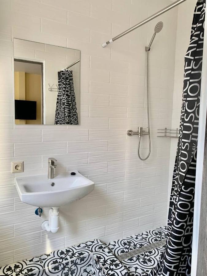 Амстердам Hotel Khmelʼnytsʼkyy Buitenkant foto